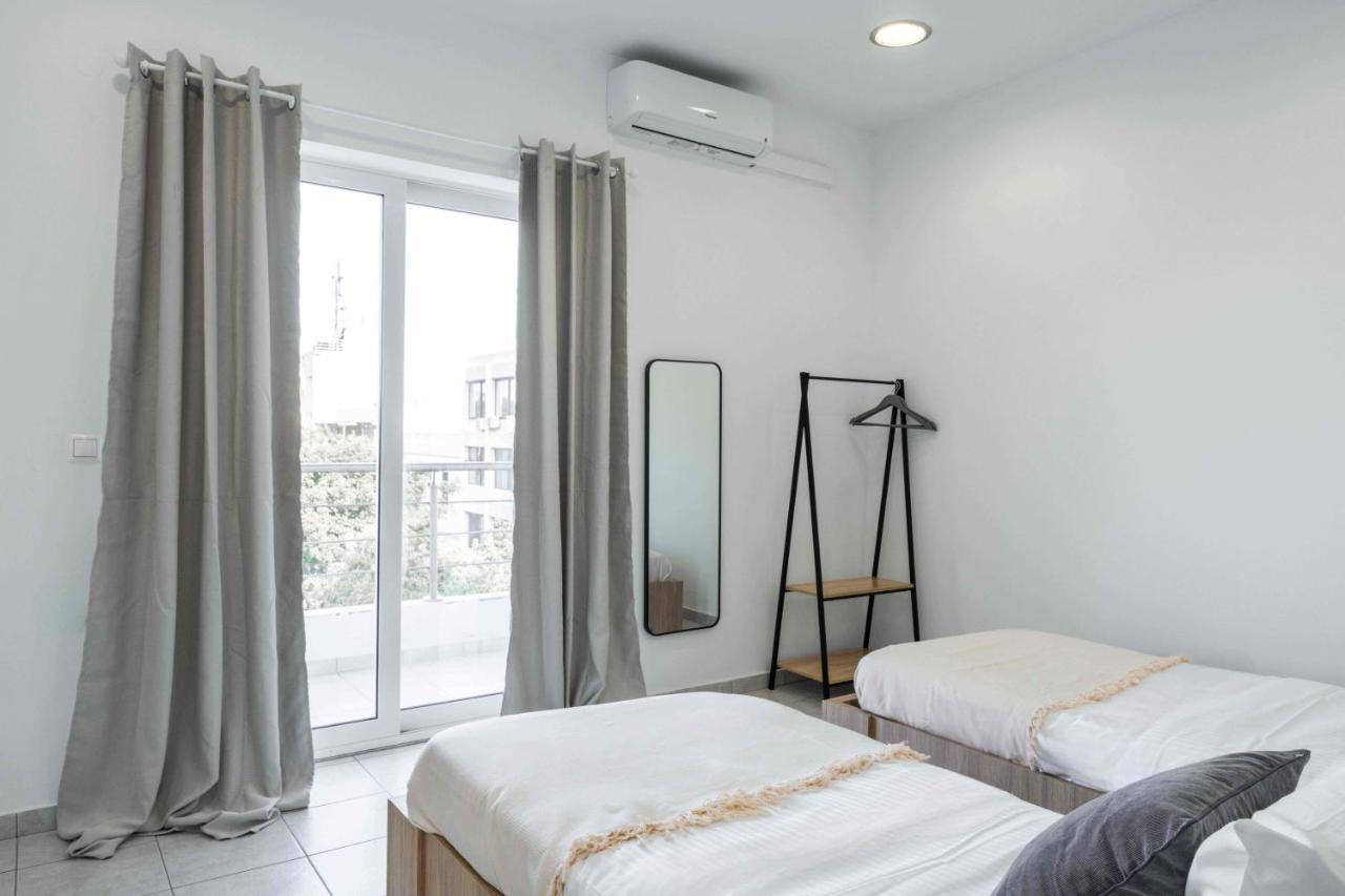Phaedrus Living: Heraklion City View Flat Exteriör bild