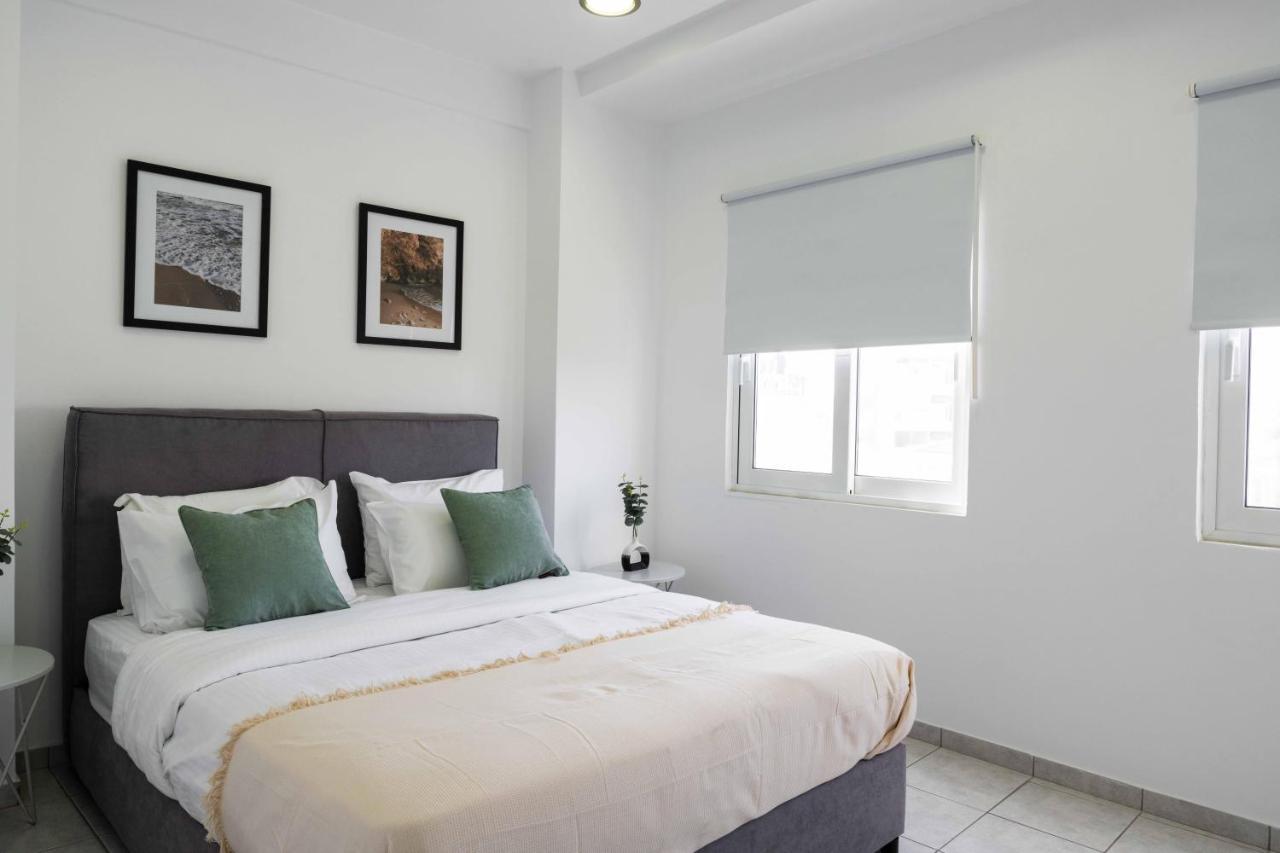 Phaedrus Living: Heraklion City View Flat Exteriör bild
