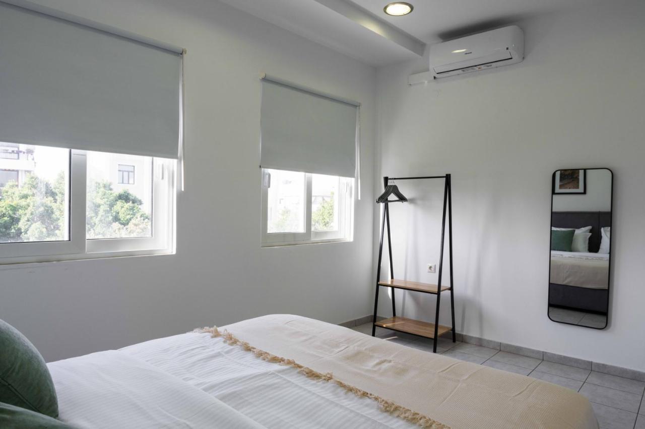 Phaedrus Living: Heraklion City View Flat Exteriör bild
